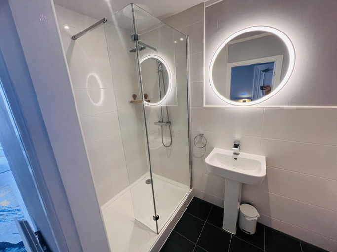 Bathroom 5, Ardenlee Guest House, Edinburgh