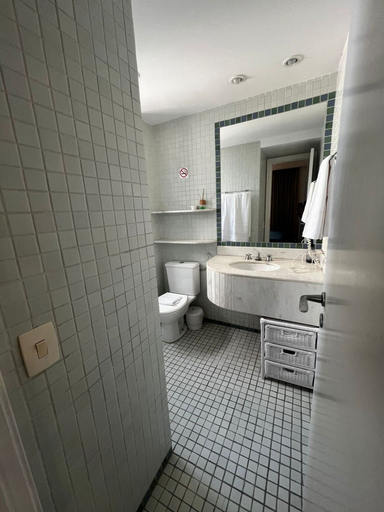 Bathroom 4, Flat em Moema com Cozinha, São Paulo