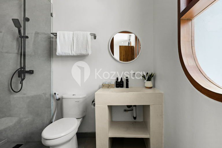 Bathroom 5, Calyra Villa by Kozystay - Ungasan, Badung