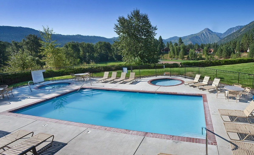 Pool 5, Vacation Winter Getaways at Leavenworth, Chelan
