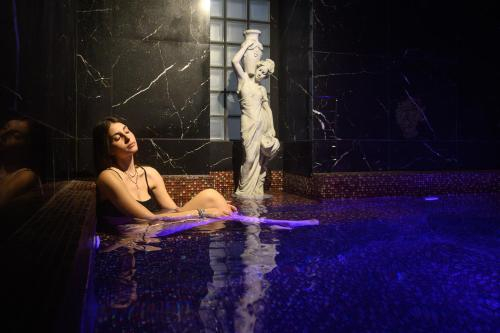 Others 3, Hotel Caravita, Roma