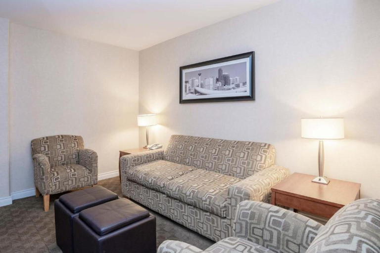 Bedroom 3, Sandman Calgary West, Division No. 6