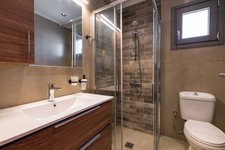 Bathroom 2, Casa di Vasia, South Aegean