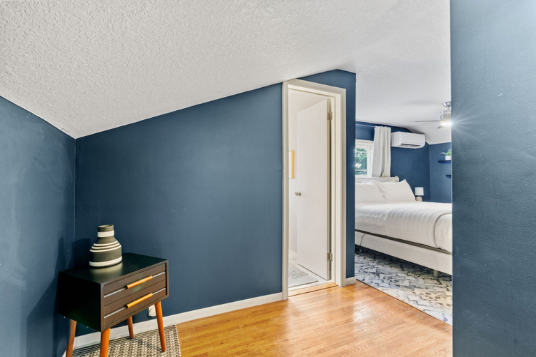 Bedroom 2, Lowry Parlour, Hennepin