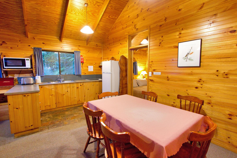 Food & Drinks, Mt Glorious Getaways, Pine Rivers Bal
