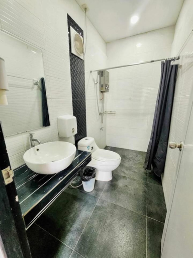 Bathroom 3, Chertarn Homestay, Doi Saket