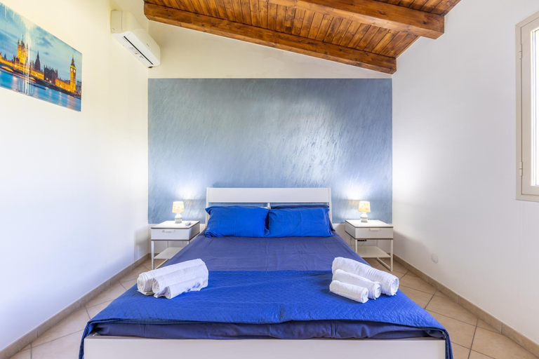 Bedroom 2, Villa Giacomo con piscina, Ragusa