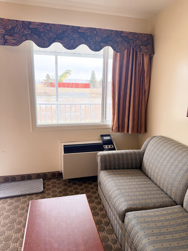 Others 4, Travelodge by Wyndham Drumheller, Division No. 5