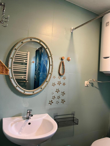 Bathroom, Guesthouse of Manoni Ratiani, Mestia