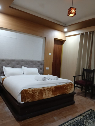 Room 3, Hotel Shree Jee Inn, Chamoli