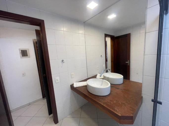 Bathroom 5, Pousada Margerie Ubatuba - Itagua, Ubatuba