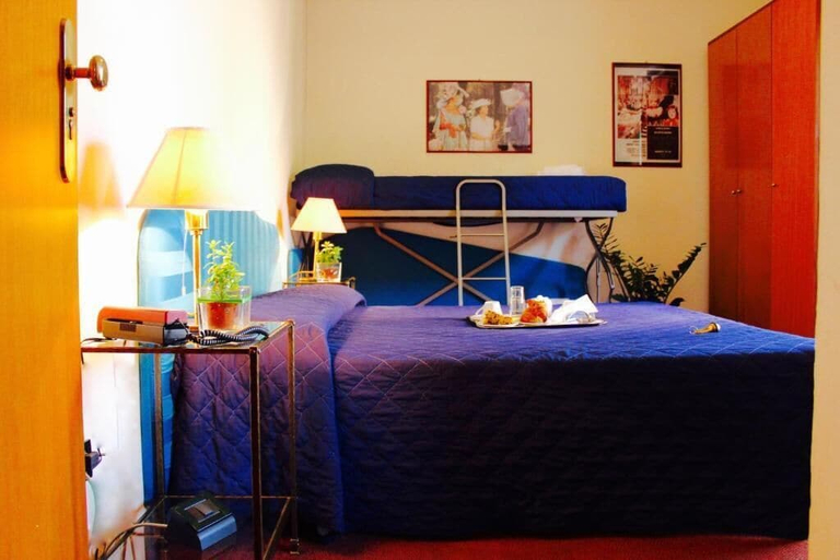 Bedroom 2, Arcangelo Roof Hotel, Rimini