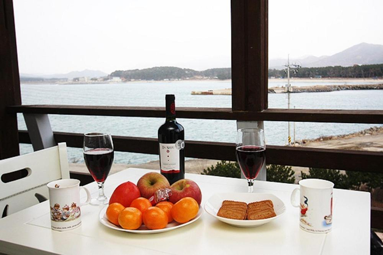 Food & Drinks, Blue Heights, Boryeong