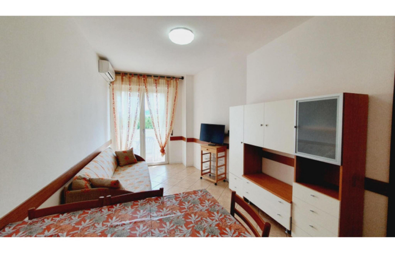 Bedroom 5, Beachside and equipped apartment, Udine