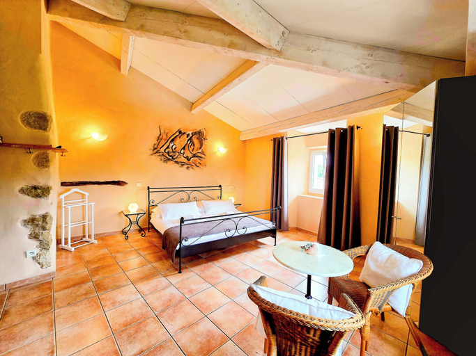 Room 5, Domaine du Frigoulet, Ardèche