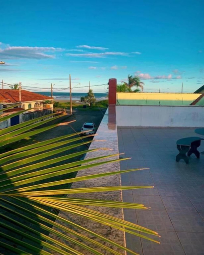 Terrace/patio, HOSTEL E POUSADA BAHIA BEACH, Itanhaém