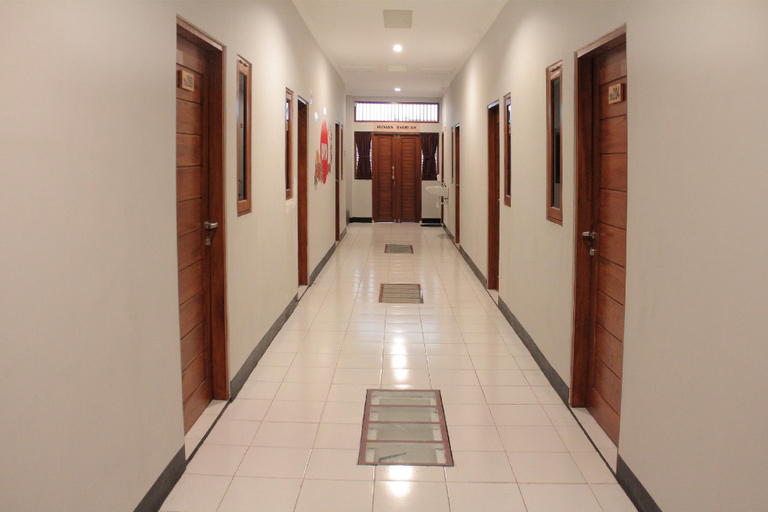 Public Area 2, Oyo 121 Rumah Ayub Syariah, South Jakarta