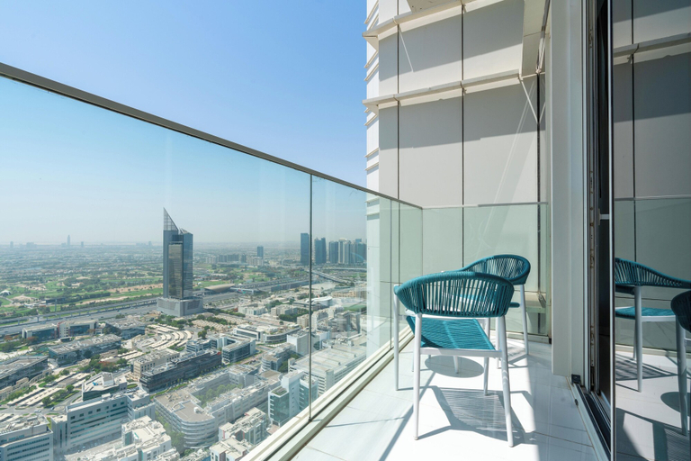 Balcony 5, bnbme - Avani - 2BR, Dubai