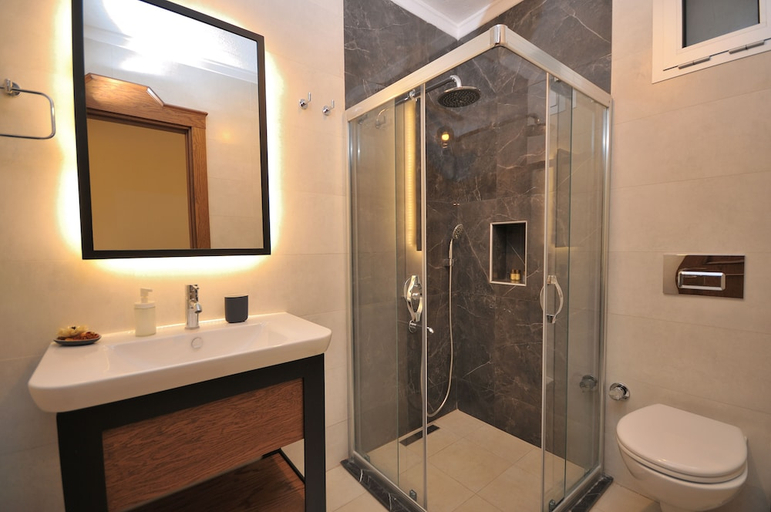 Bathroom 5, Brothers Cesme Hotel, Çeşme