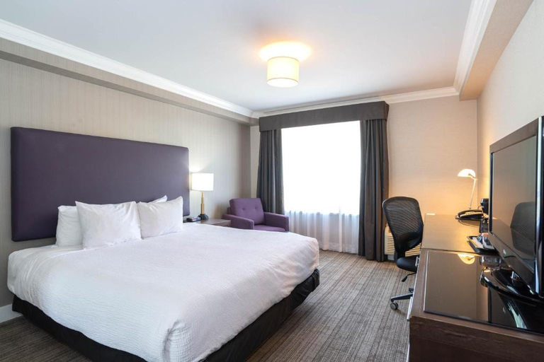 Bedroom 4, Sandman Signature Calgary Downtown Hotel, Division No. 6