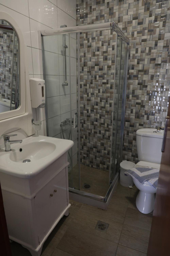 Bathroom 5, Diogenis Blue Palace, Crete