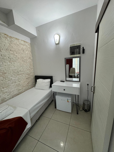 Bedroom 1, Grand Antalya Hotel, Antalya