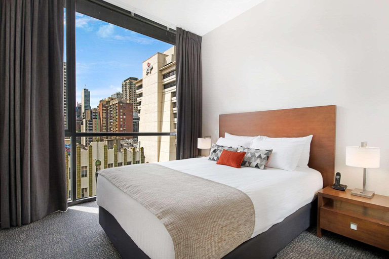 Bedroom 2, Melbourne CBD Central Apartment Hotel, Melbourne