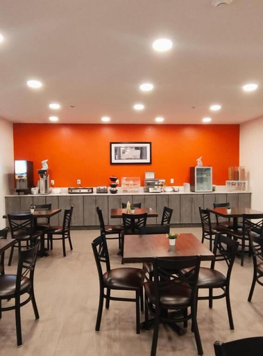 Food & Drinks 5, The Grove Inn And Suites, Wright