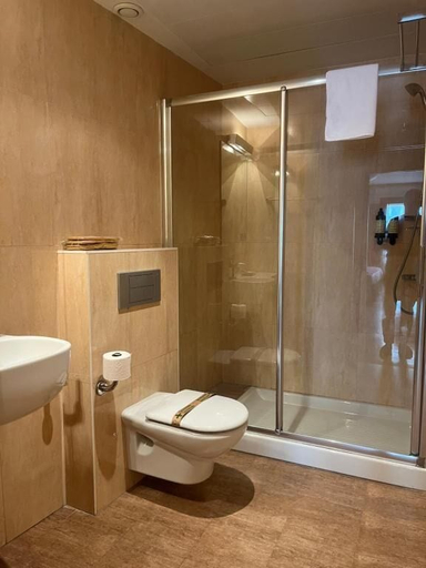 Bathroom 4, HOTEL CASA AZCONA, Navarra