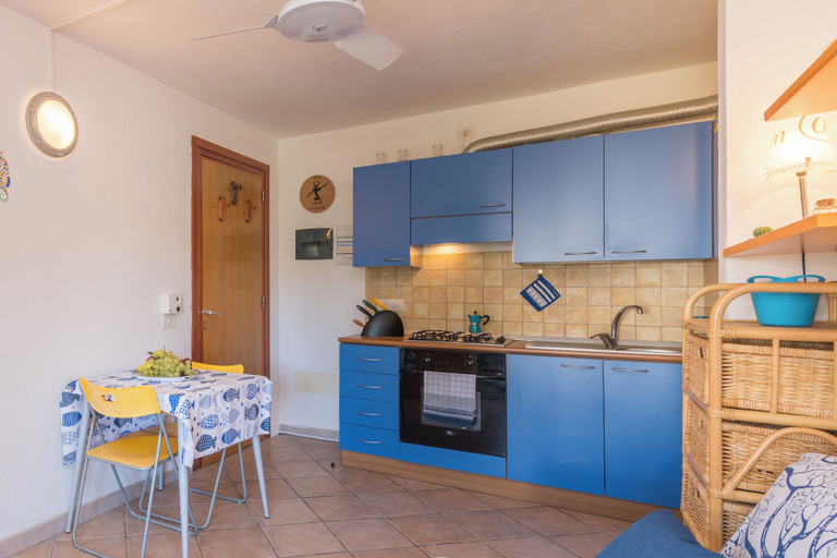 Others 4, Casa Emozione With Shared Pool, Olbia-Tempio
