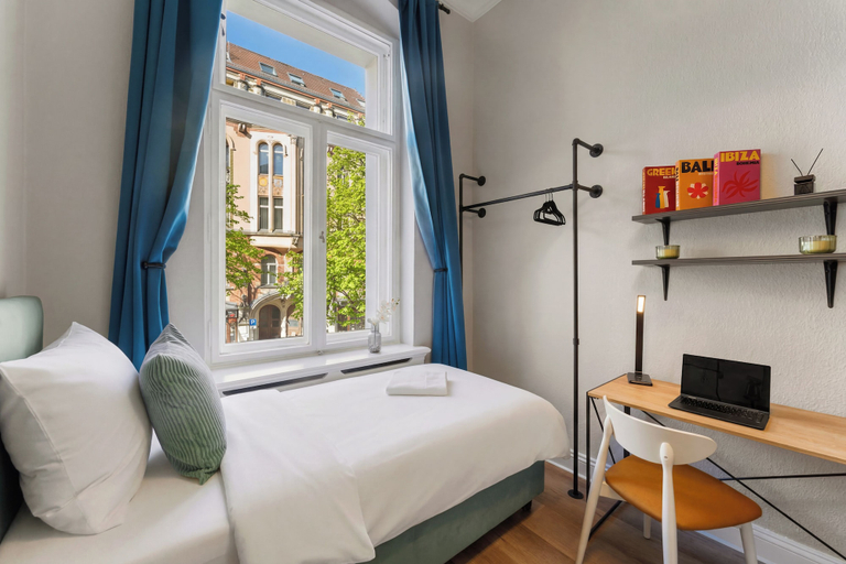 Room 2, Motz19, Berlin