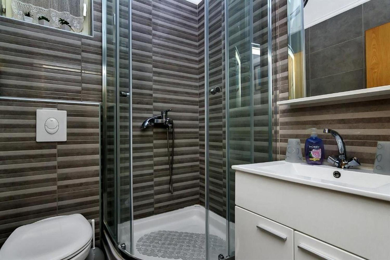 Bathroom 2, Apartments Maja, Makarska