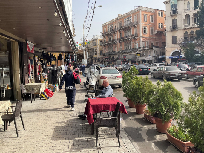 Outdoor dining, Andy Family Home, Tripoli