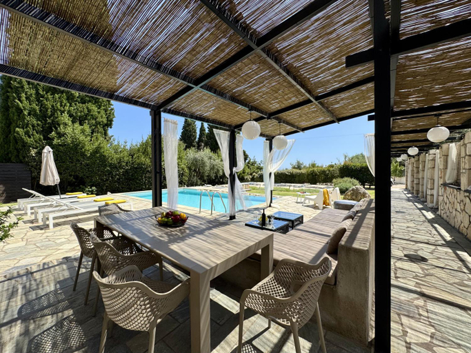 Others 4, Villa Minetti, Ionian Islands