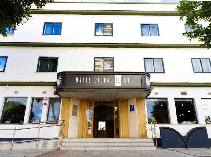 Exterior & Views, Hotel Ciudad del Sol, Sevilla