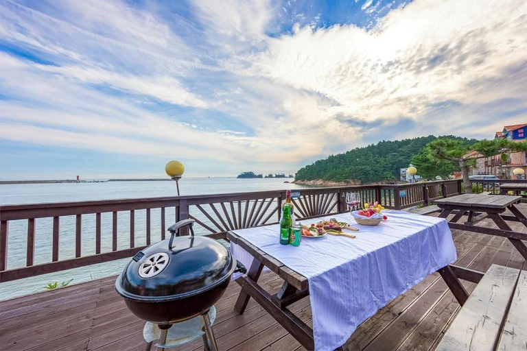 Others 3, Mongsanpo memory pension, Taean