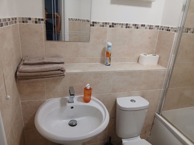 Bathroom 3, Latium Close, Hertfordshire