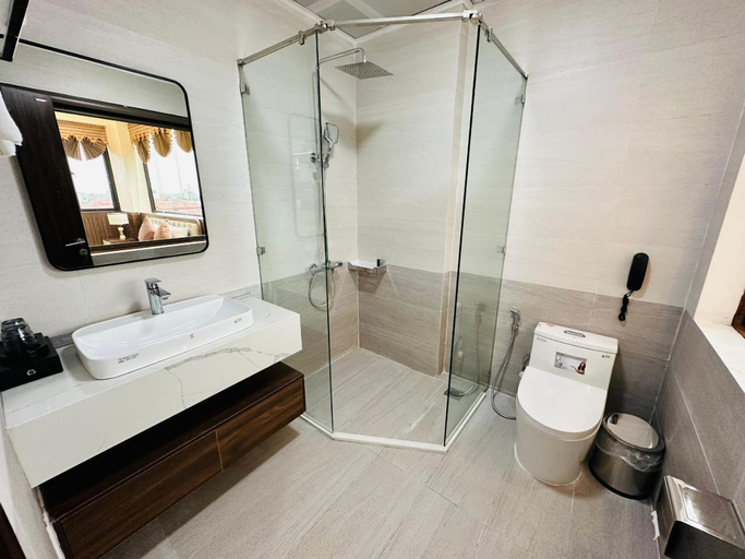 Bathroom 3, Khach San Đong A, Ninh Bình