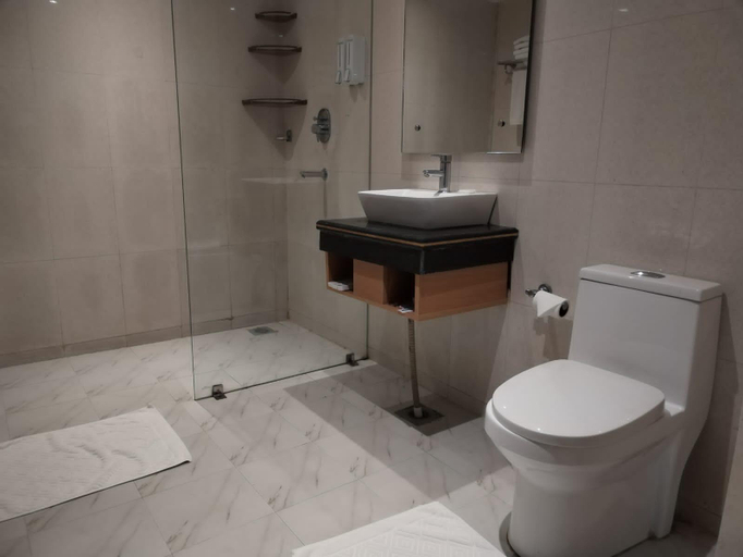 Bathroom, Hotel Starlight, Bheri