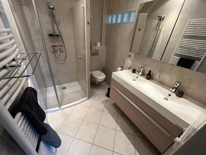 Bathroom, De Buitenhof, Noordoostpolder