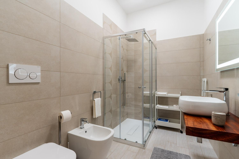 Bathroom, Le scuderie 10, Lecce