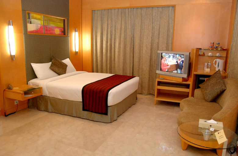 Bedroom 3, Lakeshore Hotel and Apartments, Dhaka