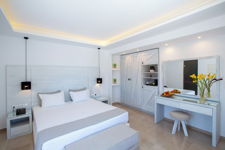 Room 2, Tropicana Hotel, South Aegean