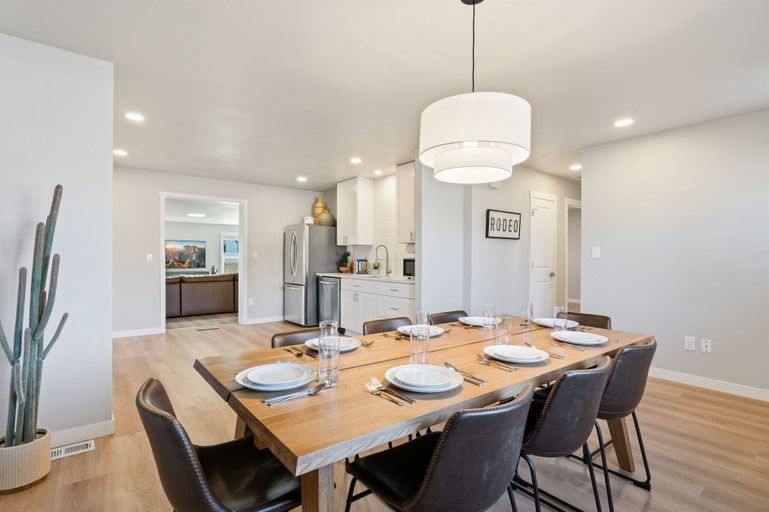 Dining 2, Oak Haus Group Stay w/ Fenced Yard & Game Room, Weld
