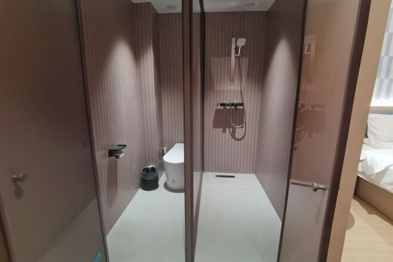 Bathroom 3, Huayi Commercial Hotel, Jiyuan shi