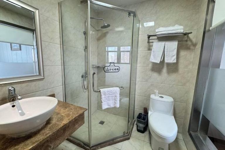 Bathroom 5, Bailandi Boutique Hotel, Suzhou