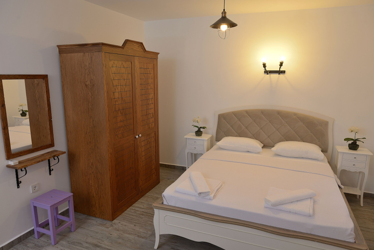 Bedroom 2, Brothers Cesme Hotel, Çeşme