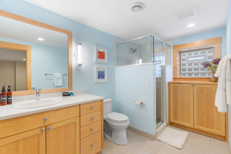 Bathroom 4, Turtle Lake Cottage, Ramsey
