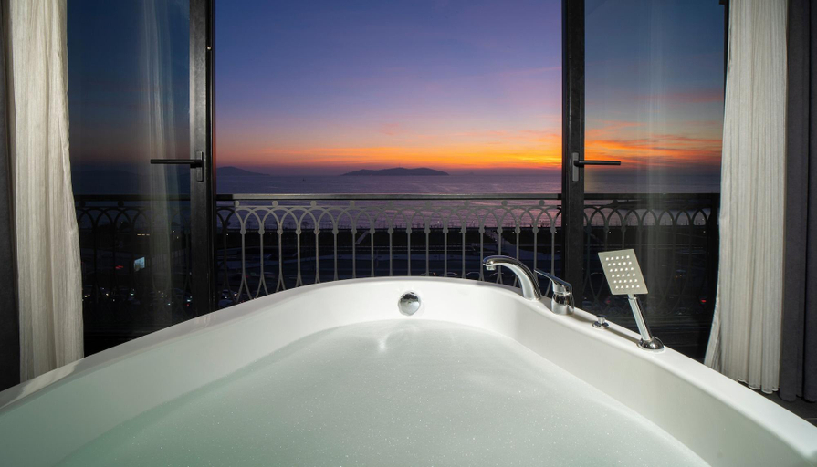 Bathroom 5, La Cielo Hotel, Maltepe