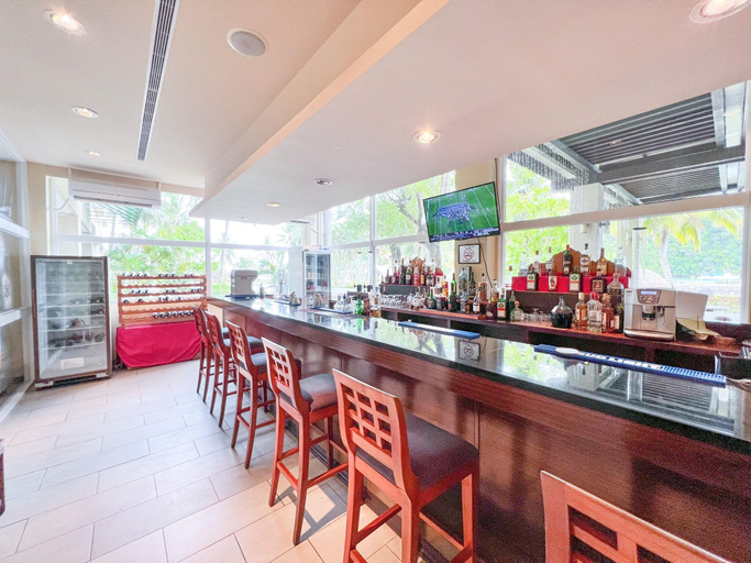 Food & Drinks 4, Palau Royal Resort